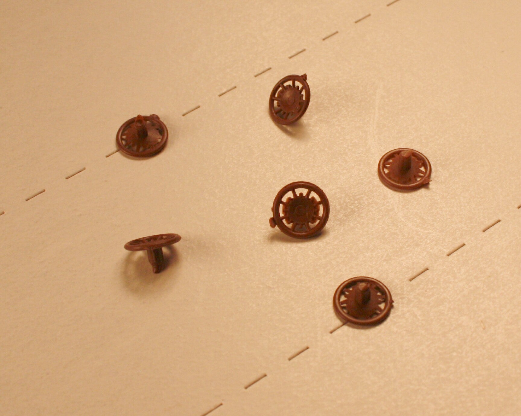 Athearn HO Scale Parts - 50' & 57' Mechanical Reefer Fuel Tanks - Kit Part #13108