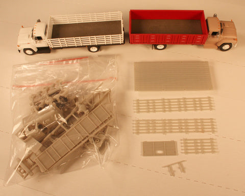 #50604 - HO  Stake and Grain Bed Truck Kit (undecorated)