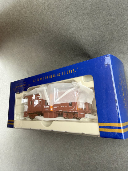 ATH G63022 HO Scale C 50 5 Bay Window Caboose 83 Southern Pacific
