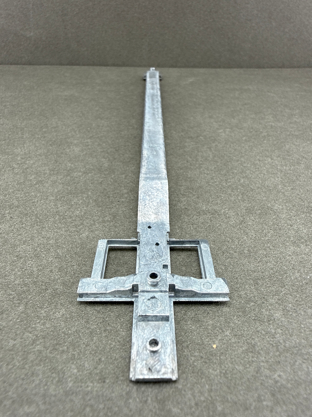 ATH 28931 57’ Spine Body Sill B Unit