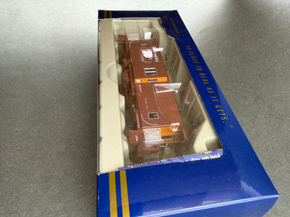 ATH G63327 HO Scale C 50 5 Bay Window Caboose 1974  Southern Pacific