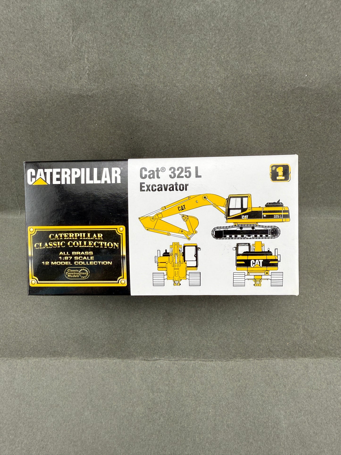 Classic Construction Models Caterpillar CAT 325L Excavator Limited Edition