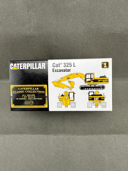 Classic Construction Models Caterpillar CAT 325L Excavator Limited Edition