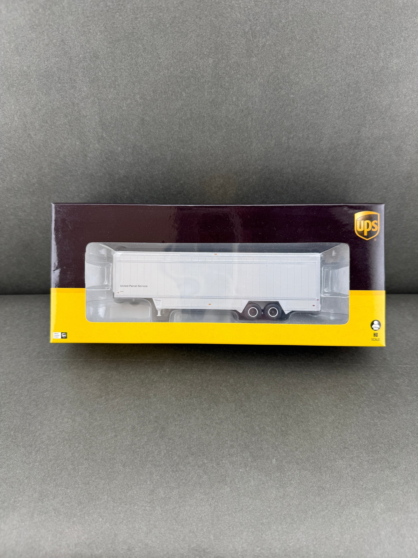 Athearn 29412 HO Scale #35002 40' Parcel Trailer, UPS