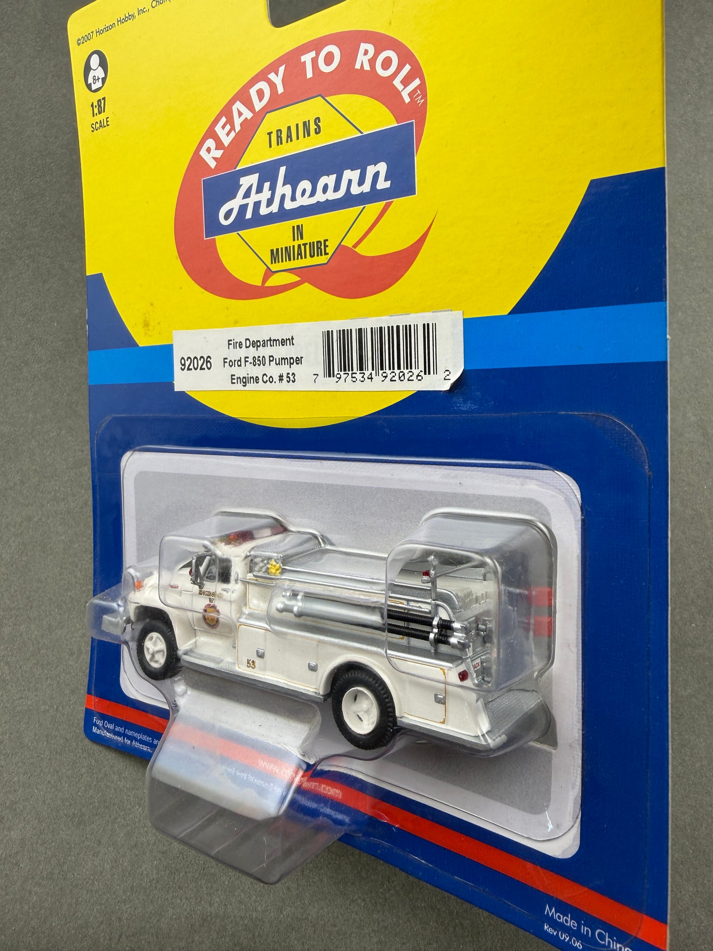 Athearn 92026 Ford F-850 Pumper, Fire Department