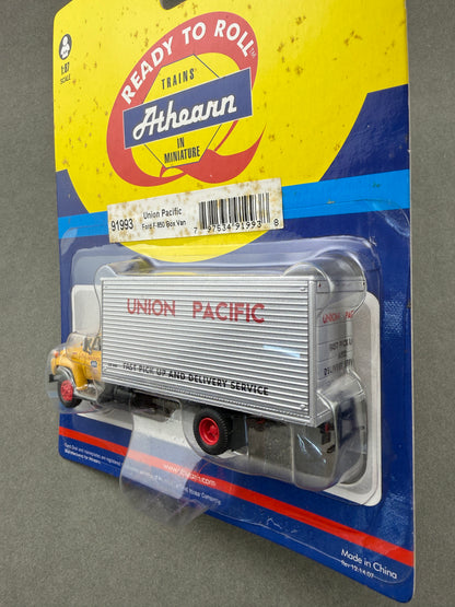 Athearn 91993 1:87 Scale Union Pacific Ford F-850 Box Van Truck