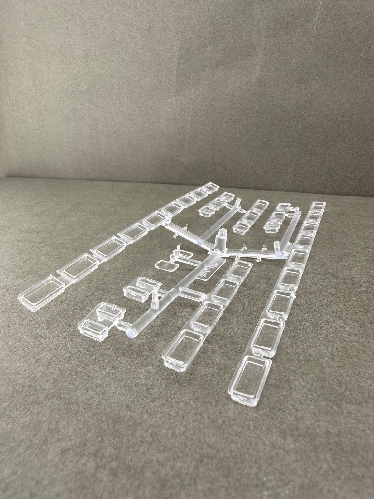ATH 25589 Bombardier-Window and Lens Set