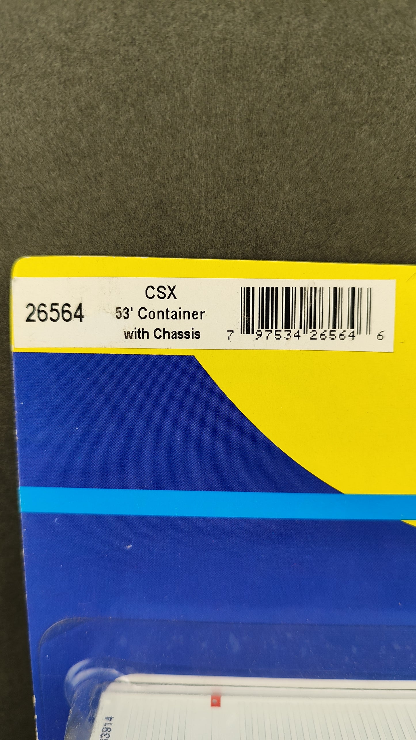 ATH 26564 CSX 53' Container with chassis