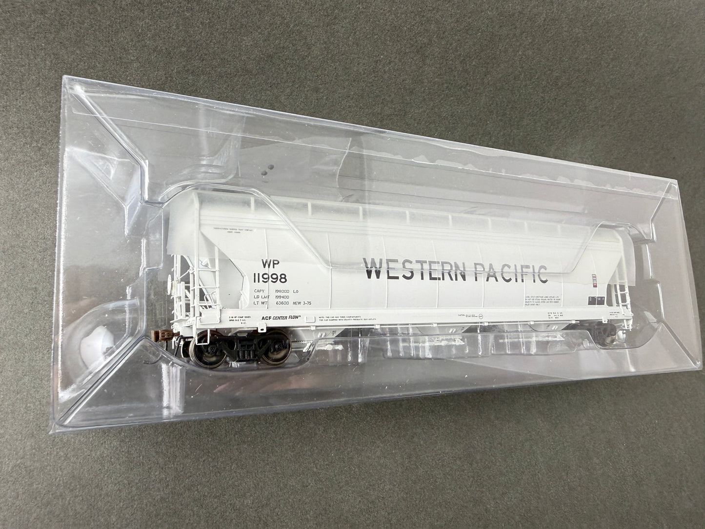 ATH ATHG15477 HO 11990 11998 12000 4600 Covered Hopper 3 Pack Western Pacific