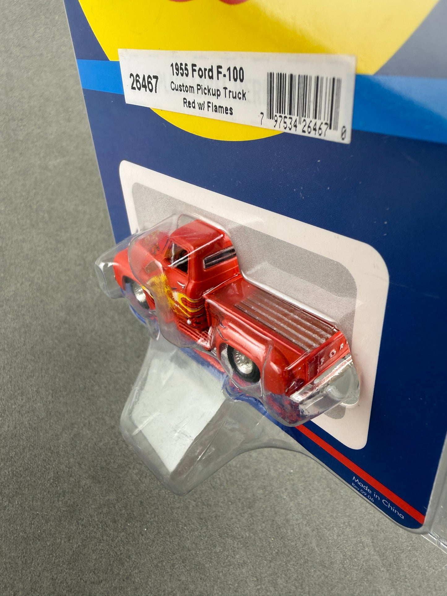 Athearn 26467 HO Red w/ Flames 1955 Ford F-100 Pickup Truck