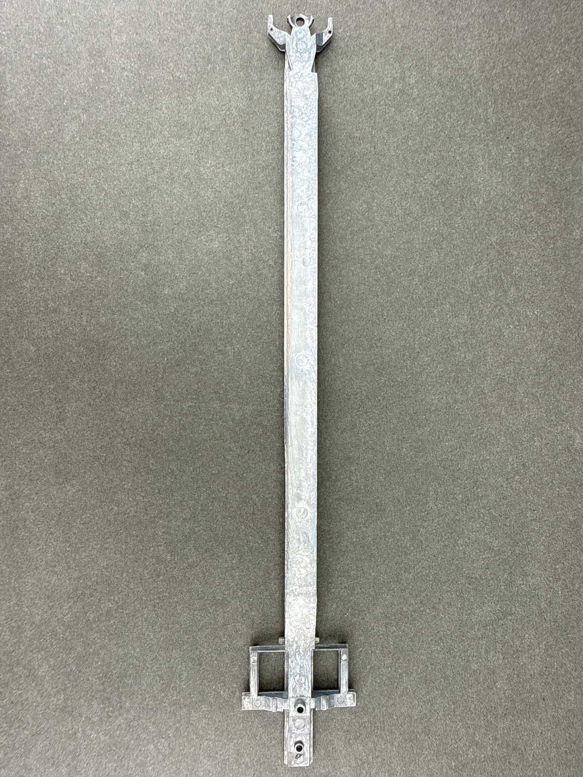 ATH 28930 57’ Spine Body Sill A Unit