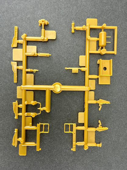 ATH 28936 57’ Spine Sprue D Details