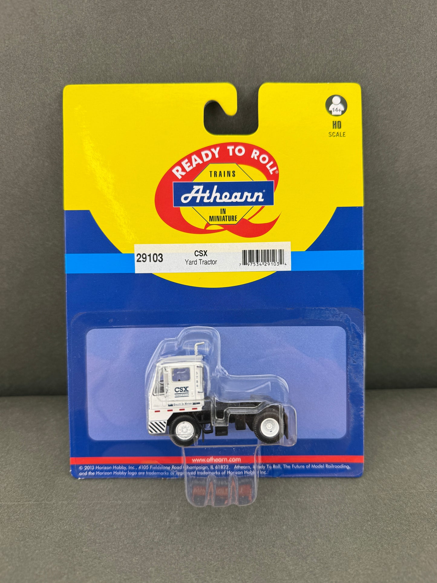 Athearn 29103 HO Yard Tractor, CSX