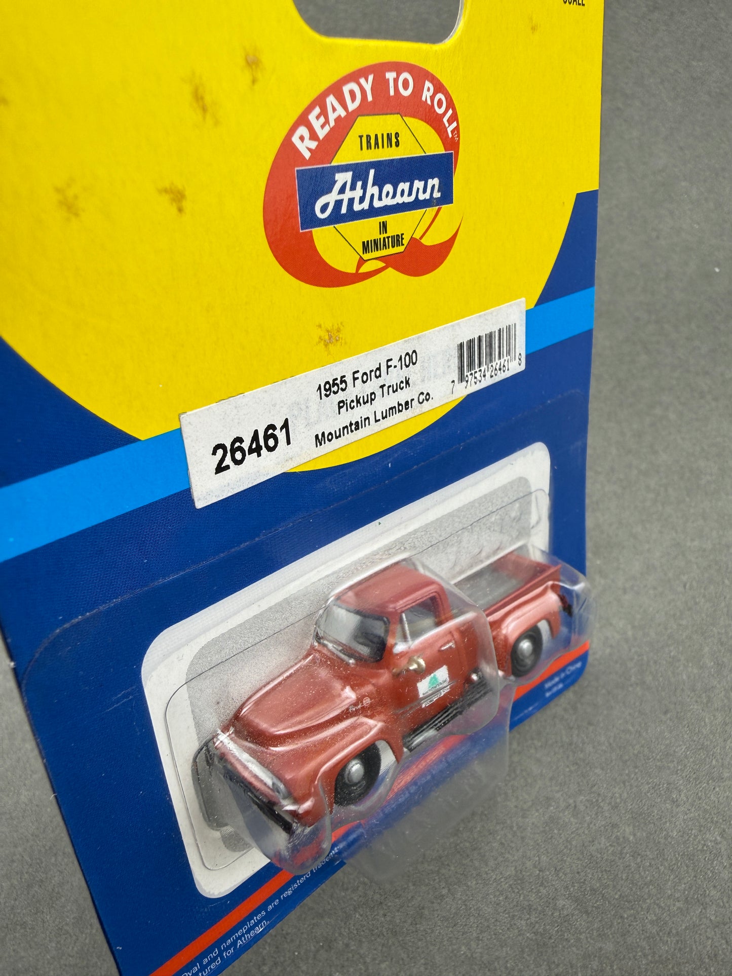 Athearn 26461 HO Mountain Lumber 1955 Ford F-100 Pickup Truck