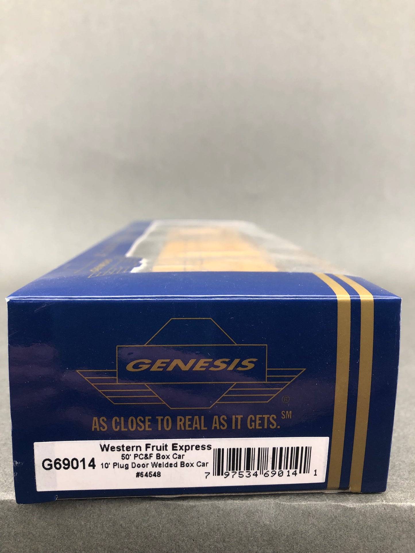 G69014 Western Fruit express  50' PC&F Box Car 10' plug door welded box car