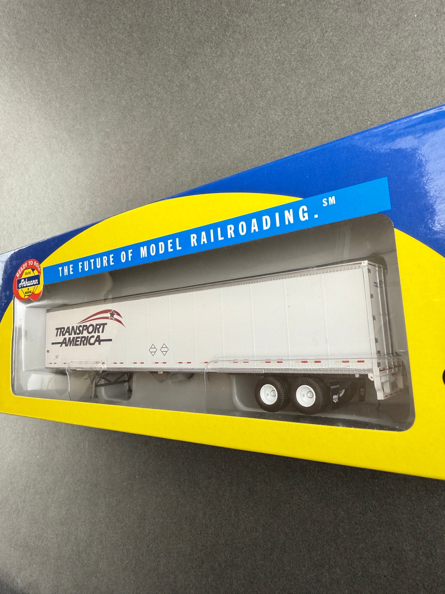 Athearn 28436 RTR #511093 53' Wabash Duraplate, Transport America