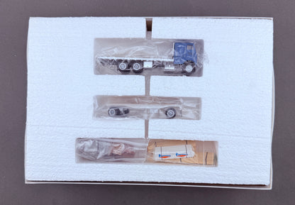 Trainscapes Limited Edition Pacific Supply Freightliner Semi w/2 Trailers Loads