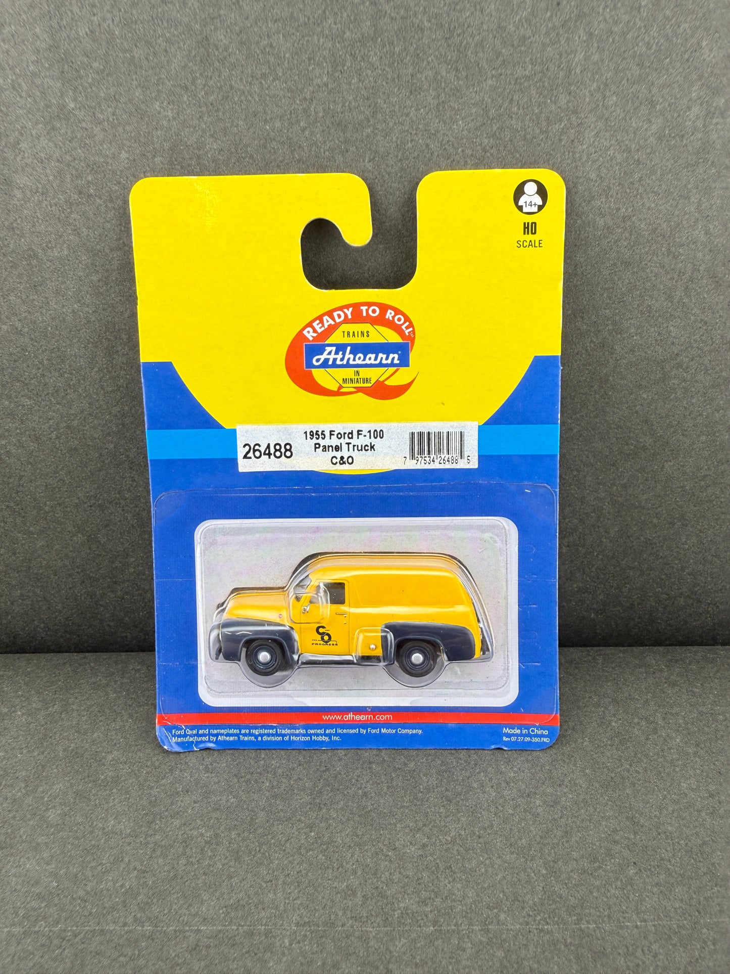 ATH 26488 HO C and O 1955 Ford F 100 Panel Truck