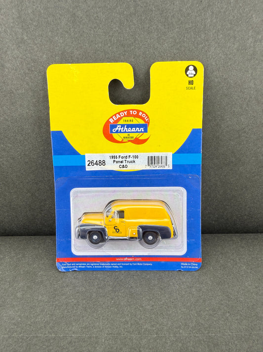 Athearn 26488 HO C&O 1955 Ford F-100 Panel Truck
