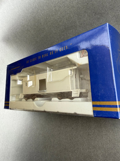 ATH G63000 HO Scale C 507 Bay Window Caboose Undecorated Southern Pacific