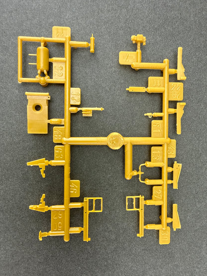ATH 28936 57’ Spine Sprue D Details