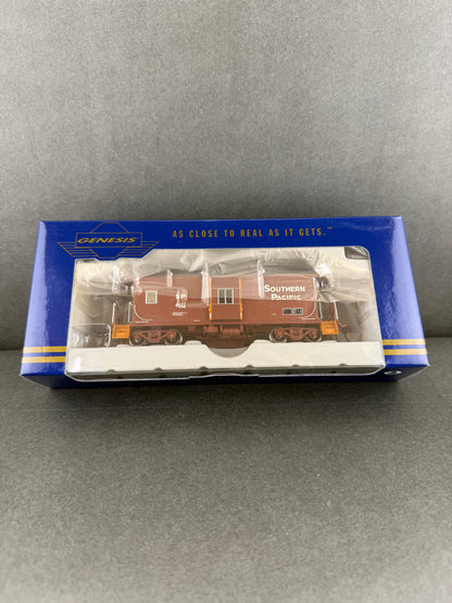 ATH G63353 HO Scale C 50 7 Bay Window Caboose Southern Pacific