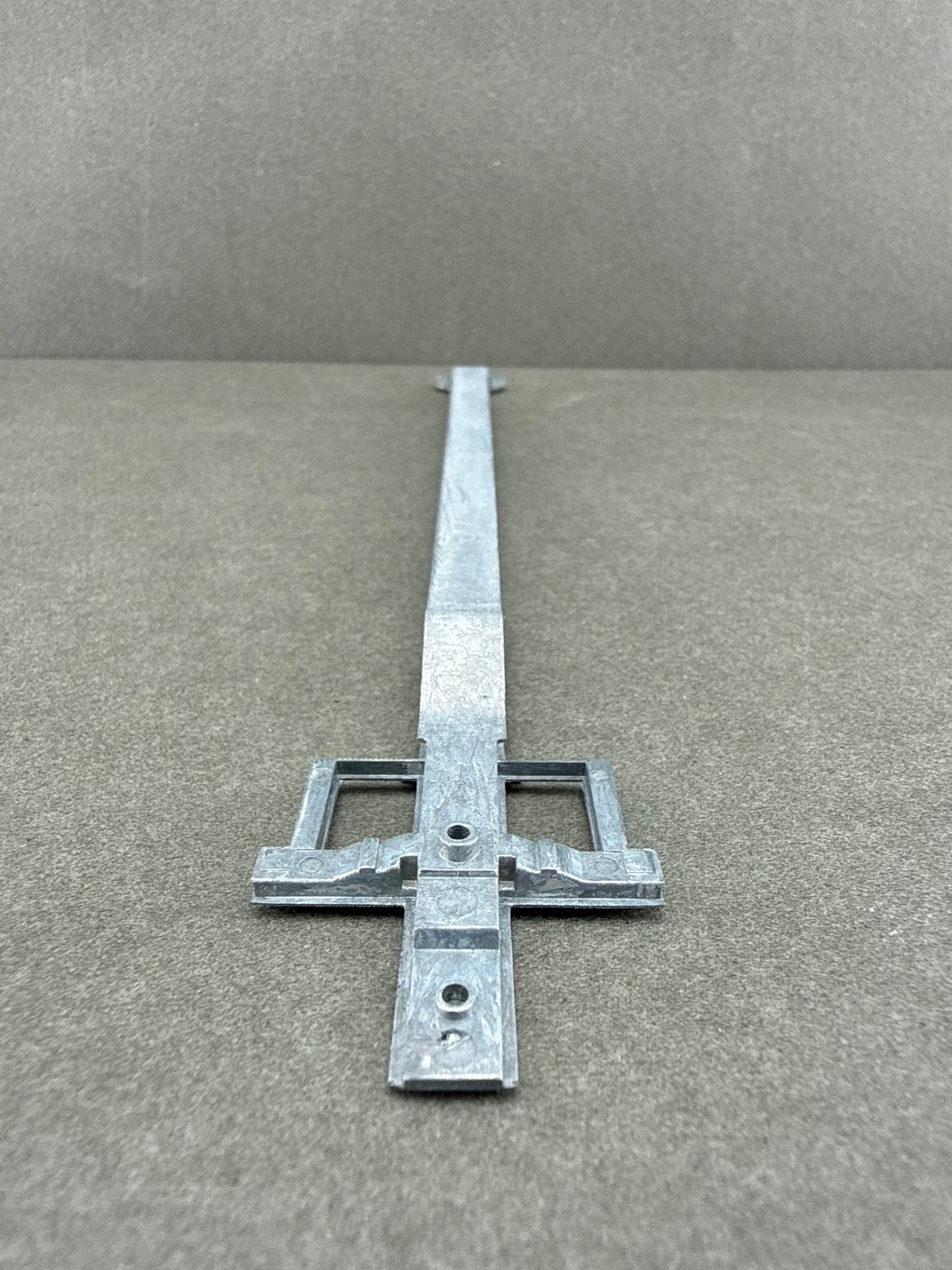 ATH 28930 57’ Spine Body Sill A Unit