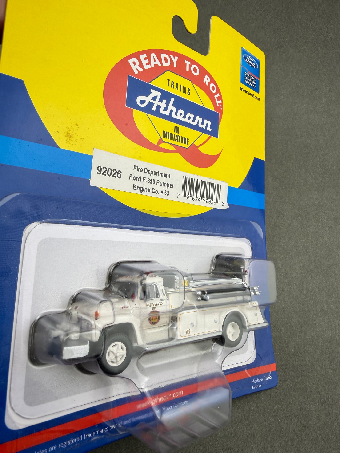 Athearn 92026 Ford F-850 Pumper, Fire Department