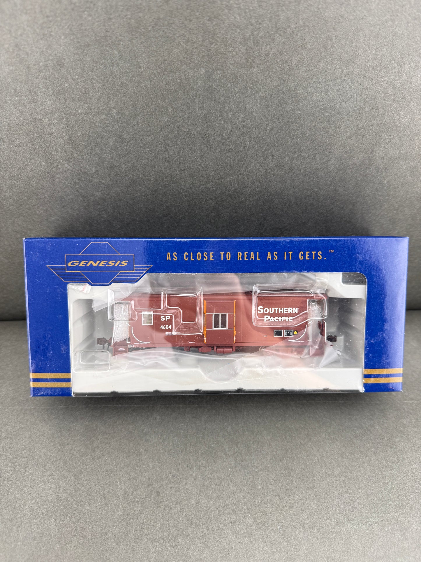 ATH G63006 HO Scale C 50 7 Bay Window Caboose 4623 Southern Pacific