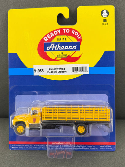 ATH 91955 HO RTR Ford F 850 Stakebed Truck PRR