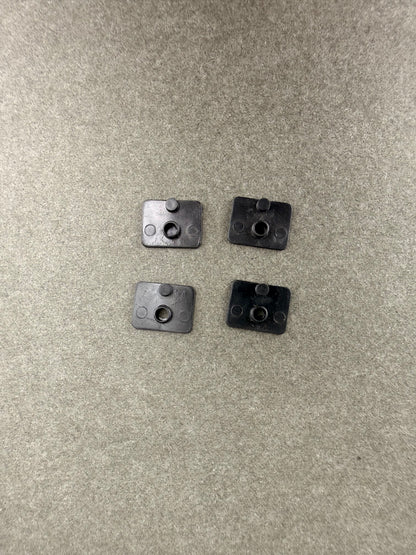 ATH 29915 Hustler Insulator