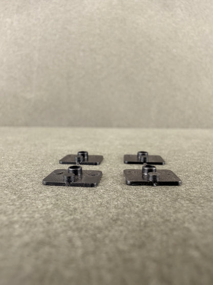 ATH 29915 Hustler Insulator