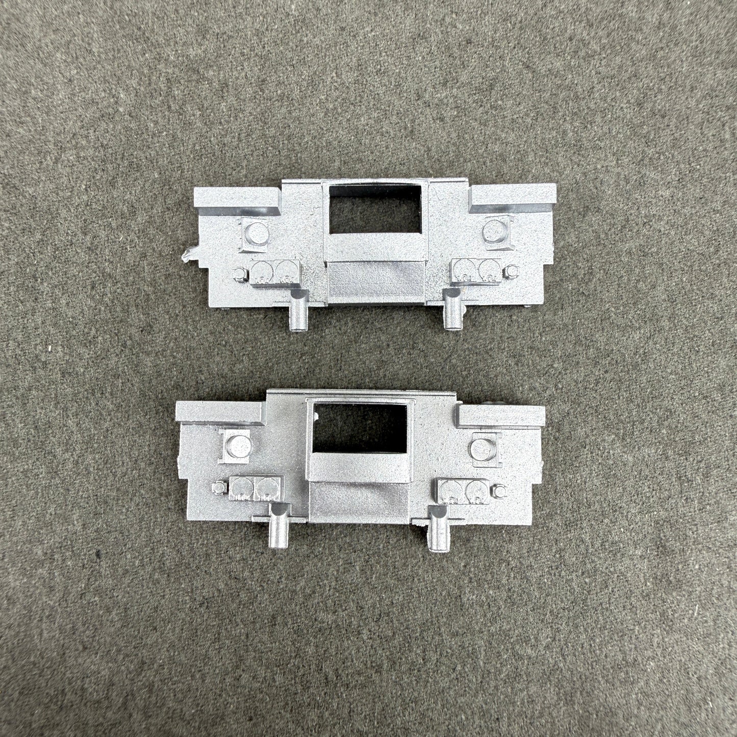 ATH 36583 S AMD 103 P42 rear pilot Silver pkg 2