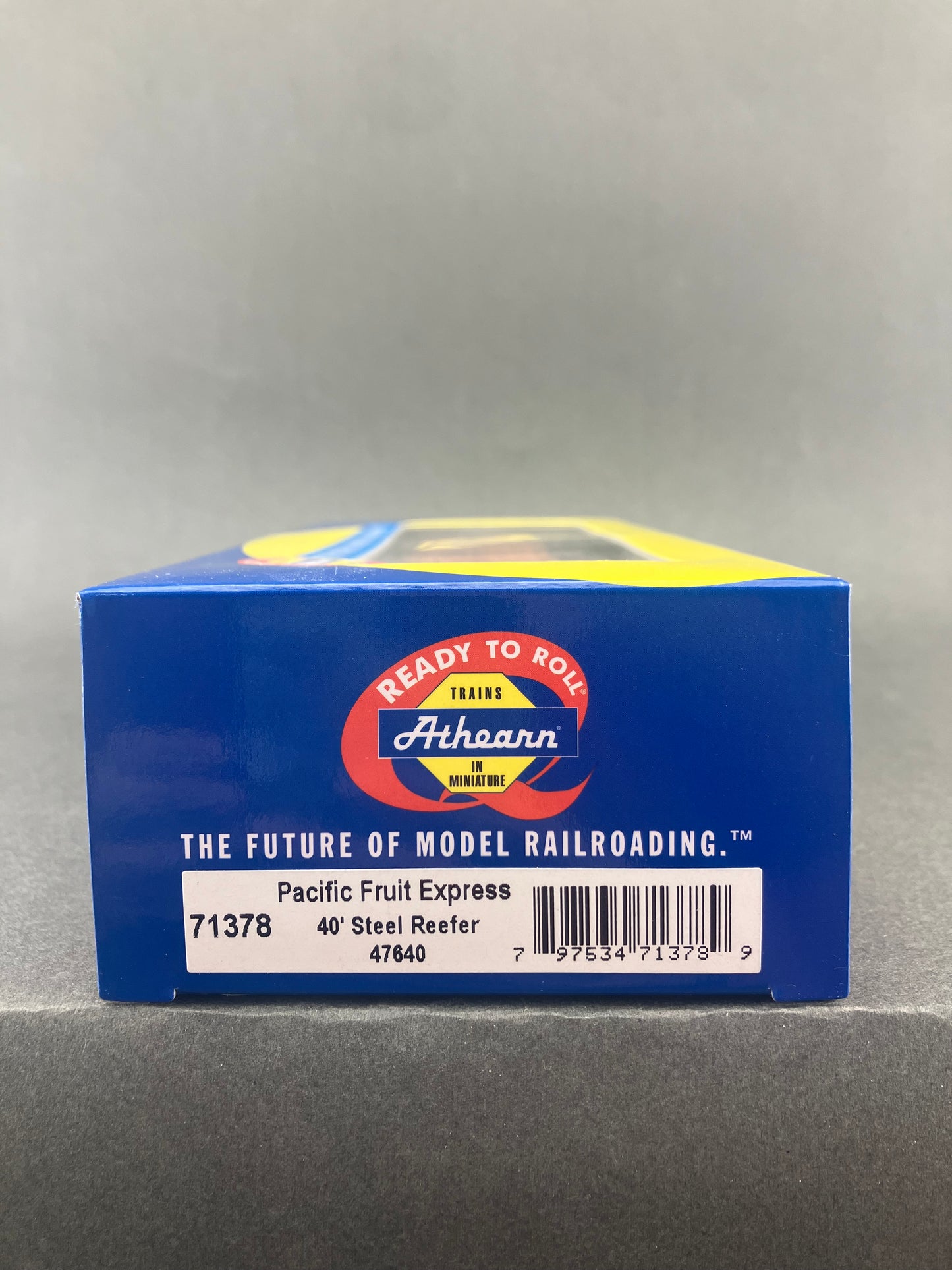 71378 Pacific Fruit Express 40' steel Reefer