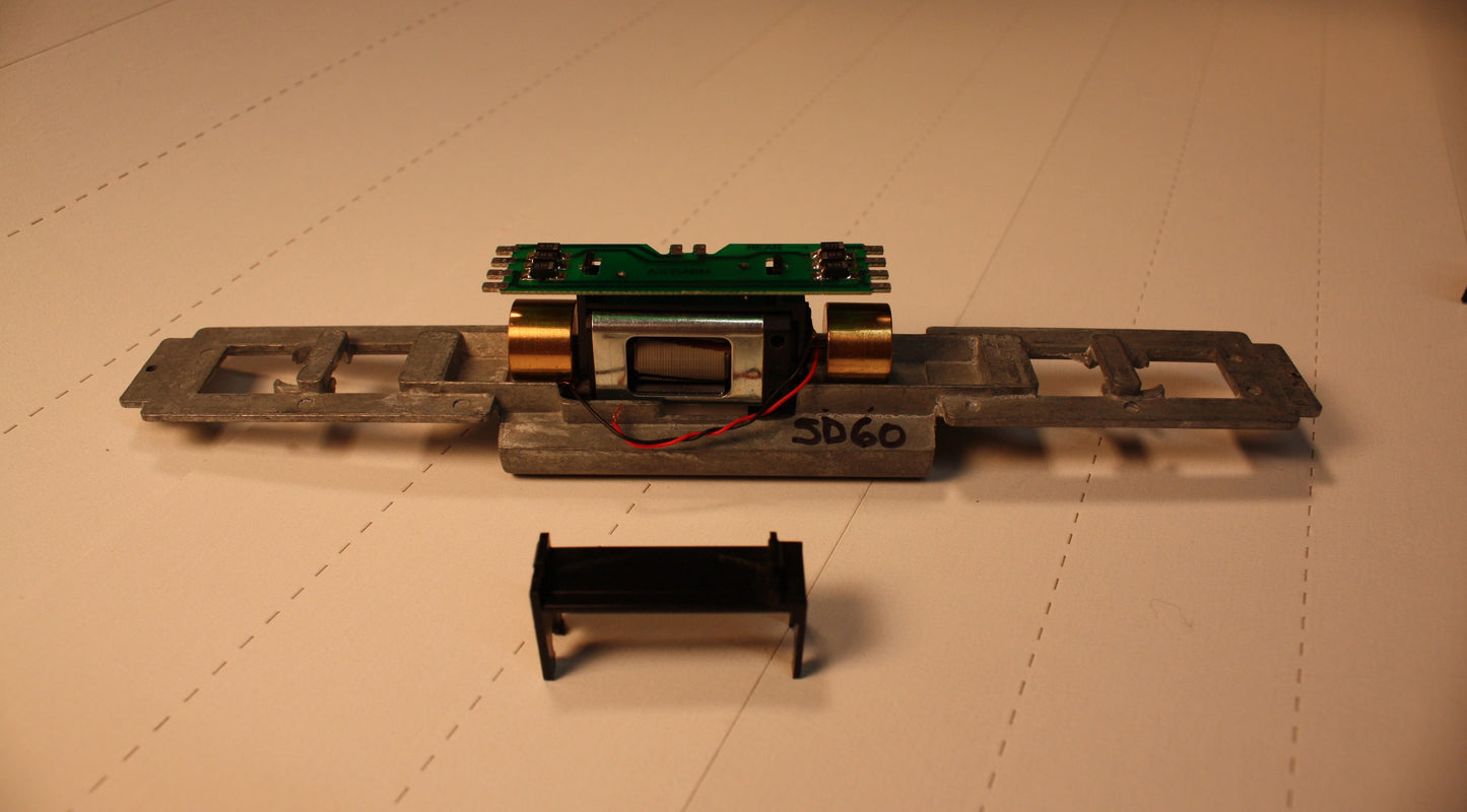 Ath - 99033   Genesis motor  PC board mounting bracket (pkg - 1)