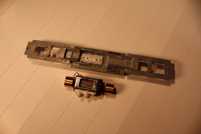 Ath - 99031   Genesis motor mount (with 2 mounting screws)