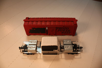 SOM - 1002  HO track cleaner car kit  (box car not included)