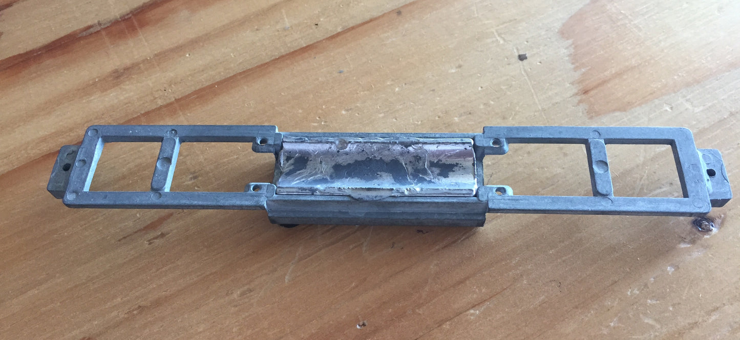 R 115 L 8 40B Frame leaded for motor mounting