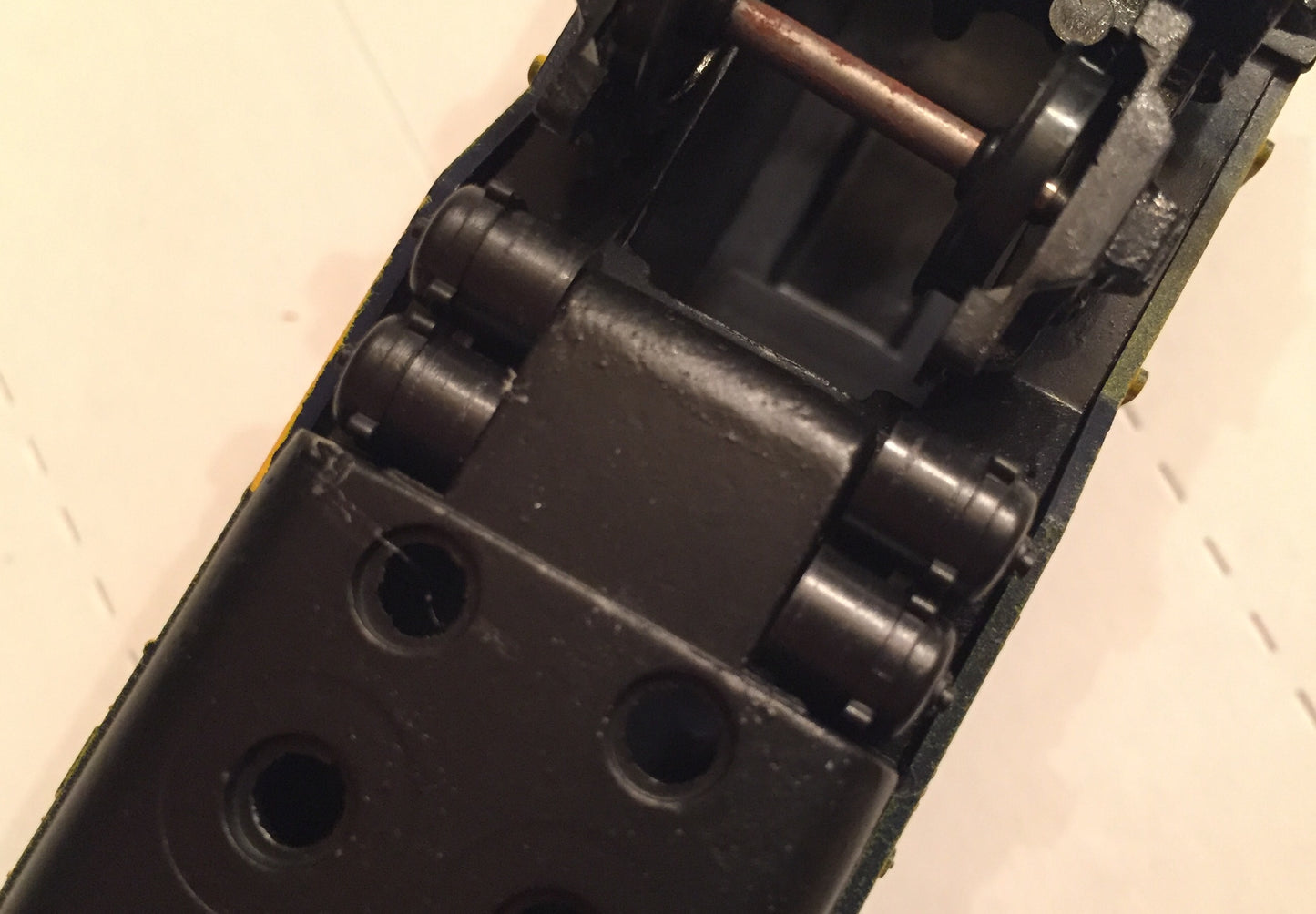 Ath - 10536   GP 9 / early air tanks  (3-pair)