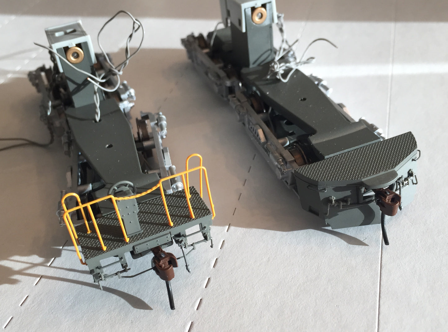 Ath - 92031  Athearn Turbine trucks  (pair)  NEW