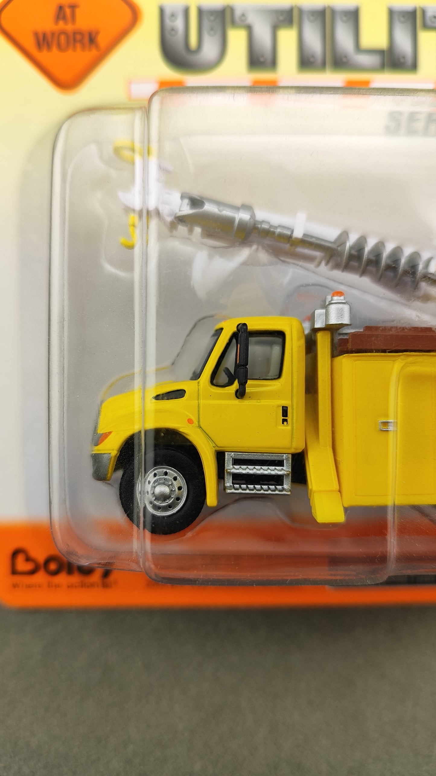 BOL 4132 88 Boley International Auger Truck Yellow HO