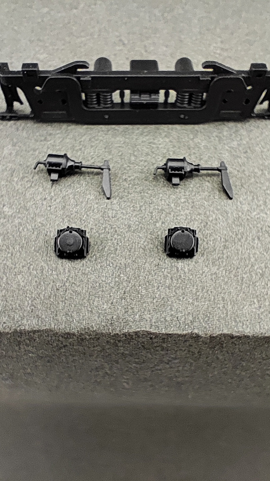 ATH 40019 40010 RS3 Power Trucks Front and Rear with sideframes