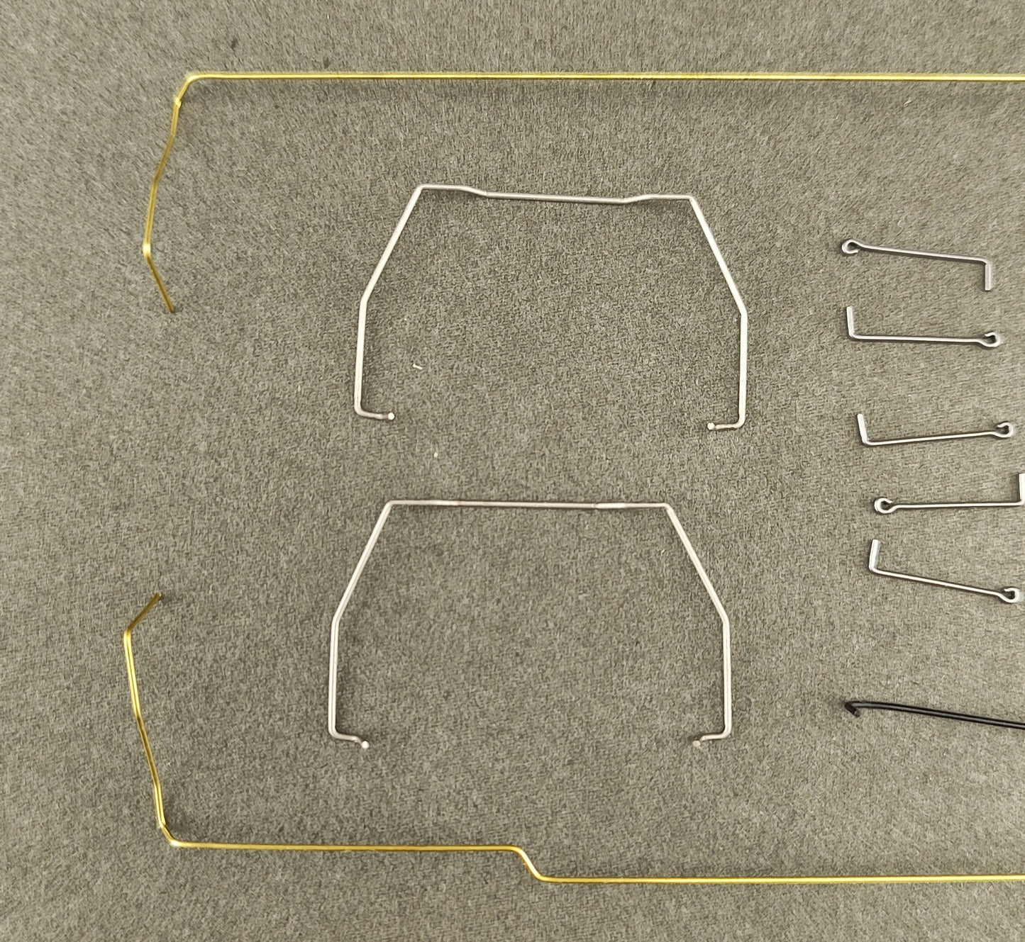 ATH  46027  GP38-2/40-2 handrail set