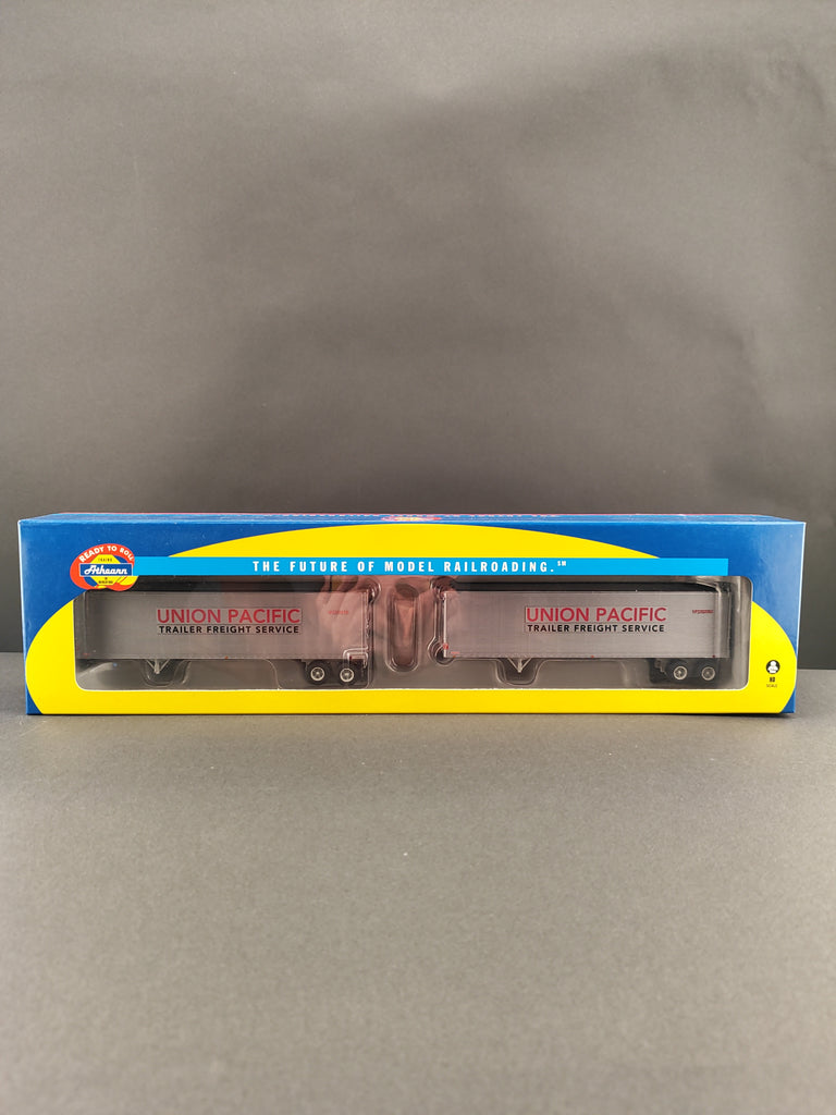 Union Pacific 40'Beaded z-Van