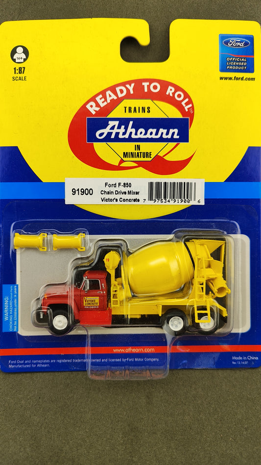 ATH 91900 Ford F-850 Chain drive mixer Victor's Concrete