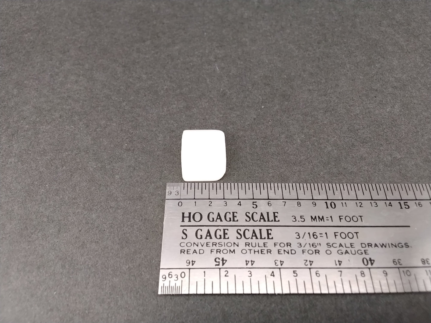 PPW 50029  Universal Dam (package of 3) Fits (Athearn, Herpa, Promotex, Most Cab Over and Conventional Tractors)
