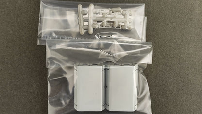 RPS 537 - 5251 . 59  Utility Caps Utility Pickup Box Cap, Non-operating side-opening doors on rear. 2-pieces per package, painted white with black trim and shaded windows. Includes (4) low-rise ladder racks