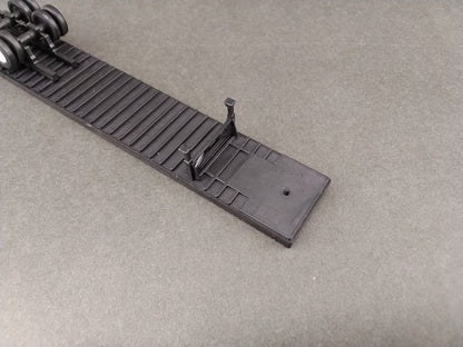 ATH 50613 - Athearn 45 ft Trailer Floor Plastic Wheels and Plastic Tires