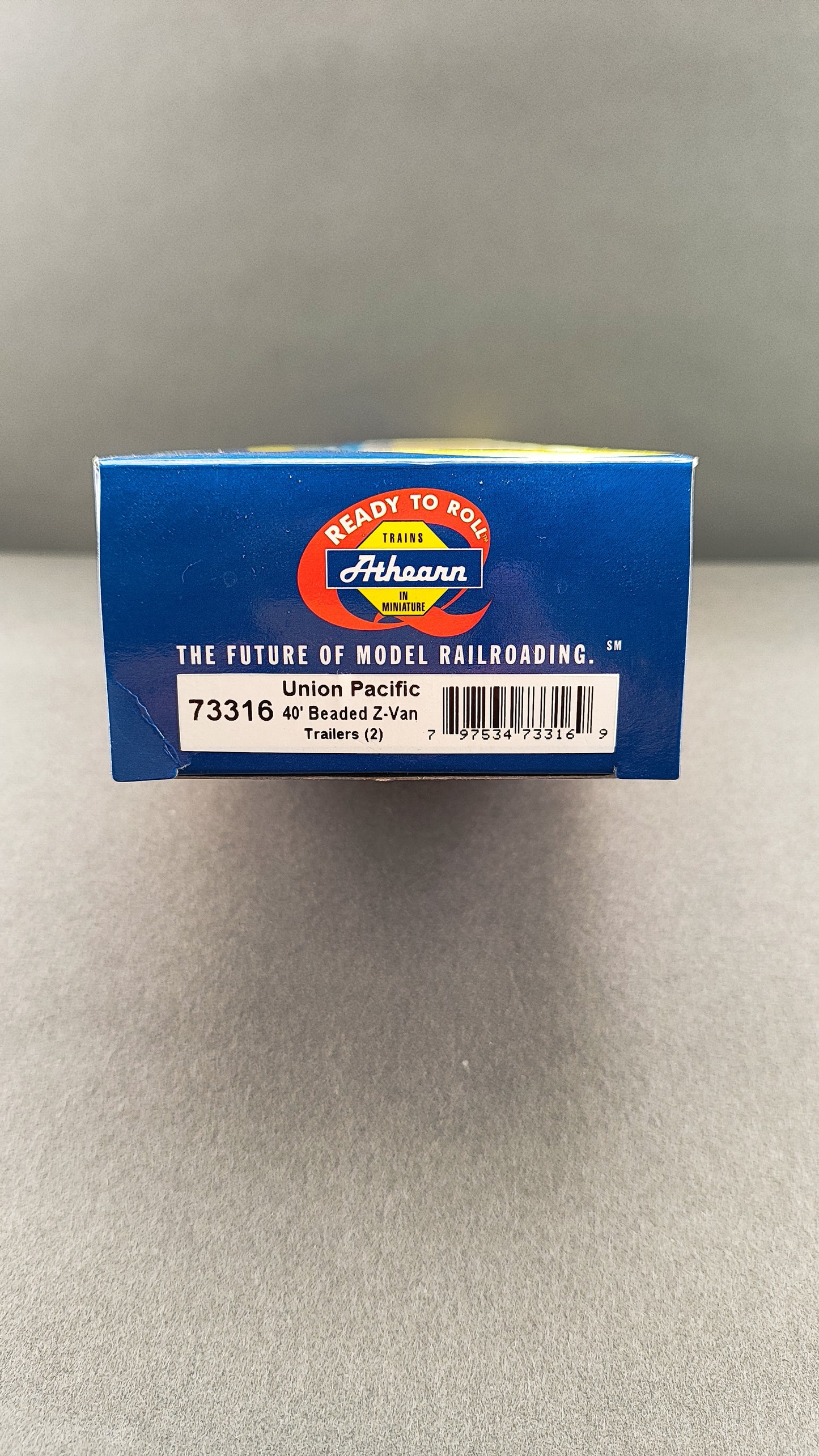 Union Pacific 40'Beaded z-Van