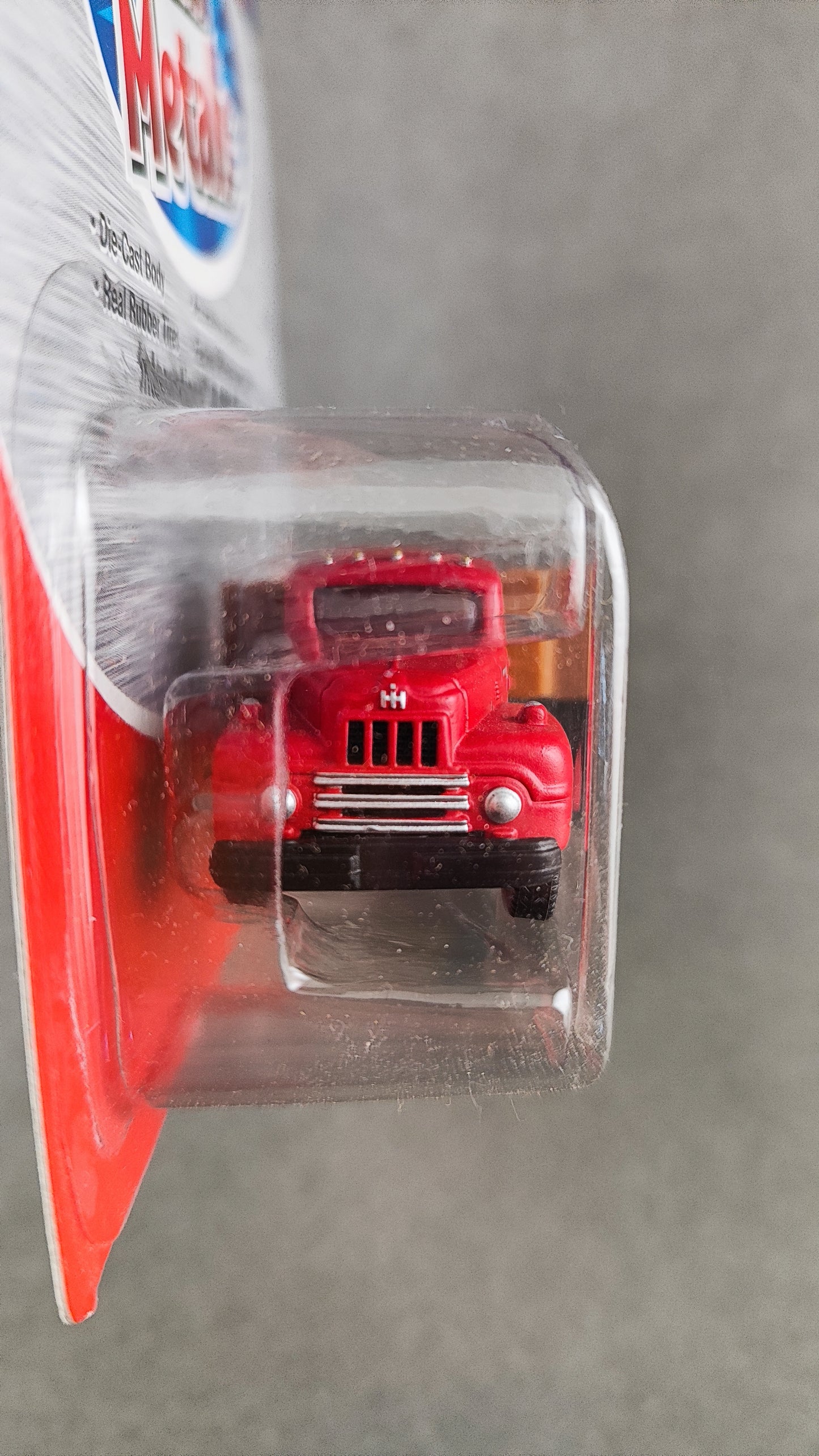 MM 30157 HO Mini Metals Red 1950s Intl R 190 Flat Bed Truck